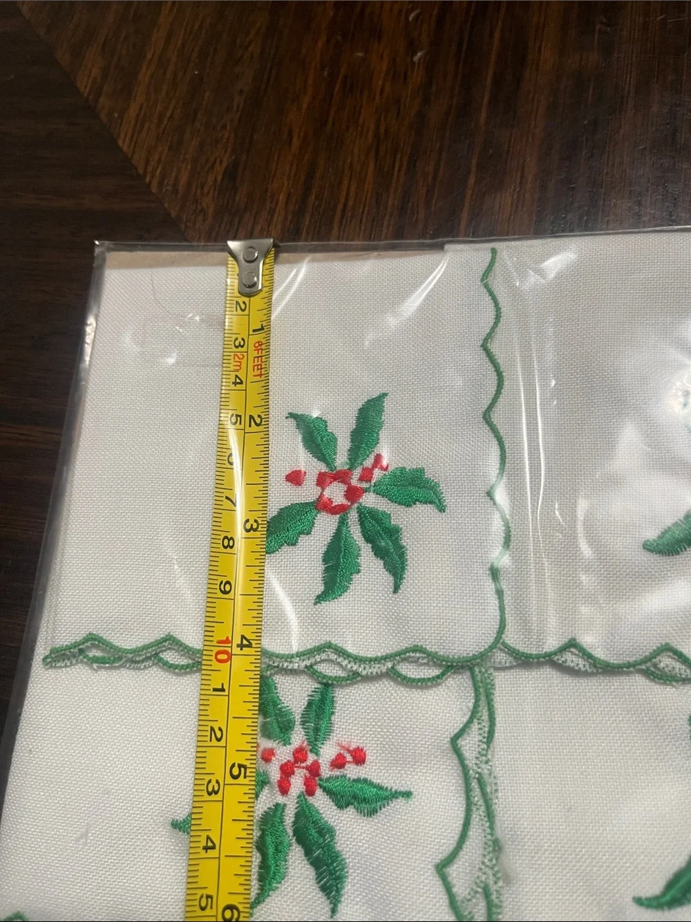 VINTAGE Holiday Christmas Cocktail Napkins Green & Red Embroidered Holly nip